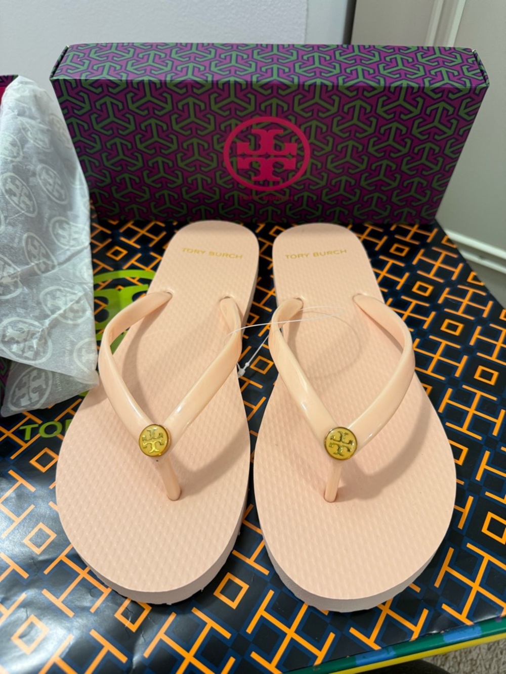 Tory Burch Logo Flip Flop Sandals New! Size 8